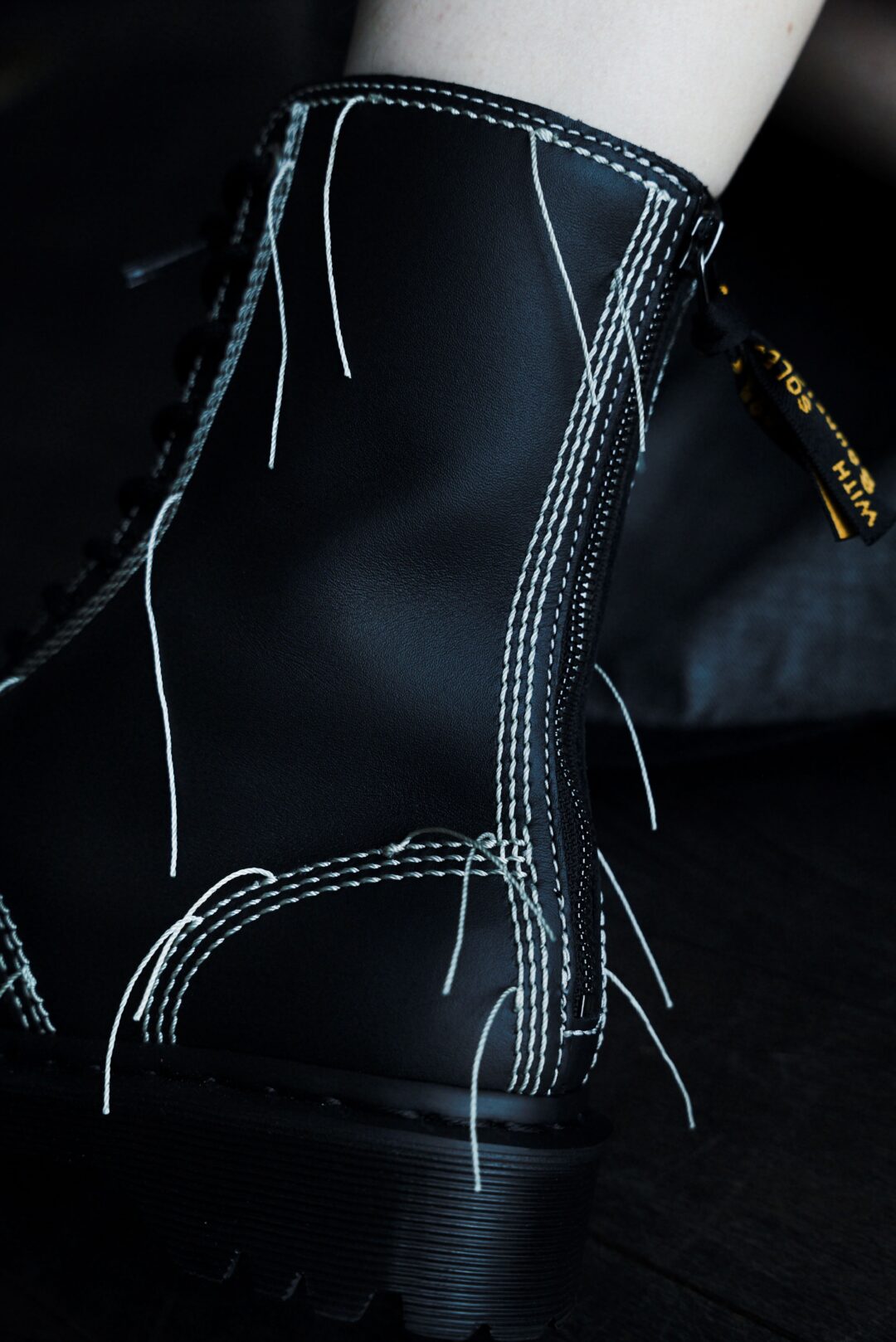 Dr. Martens × Y’s 最新コラボコレクションが2025年 12/12 発売 (ドクターマーチン ワイズ ヨウジヤマモト)