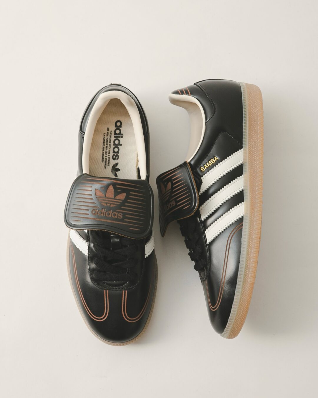 【2026年 1月下旬 発売予定】URBAN RESEARCH EXCLUSIVE adidas Originals SAMBA Long Tongues “White/Black/Gold” (アーバンリサーチ アディダス オリジナルス サンバ ロングタン “ホワイト/ブラック/ゴールド”)