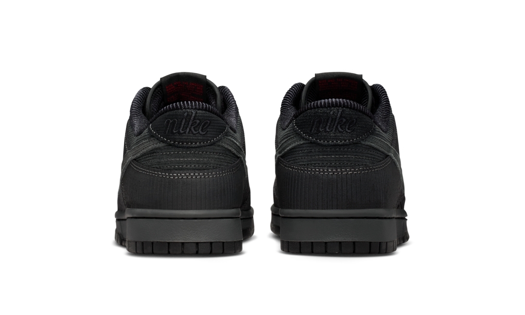 【2026年 発売予定】NIKE DUNK LOW “Triple Black Corduroy” (ナイキ ダンク ロー “トリプルブラックコーデュロイ”) [IB7746-001]