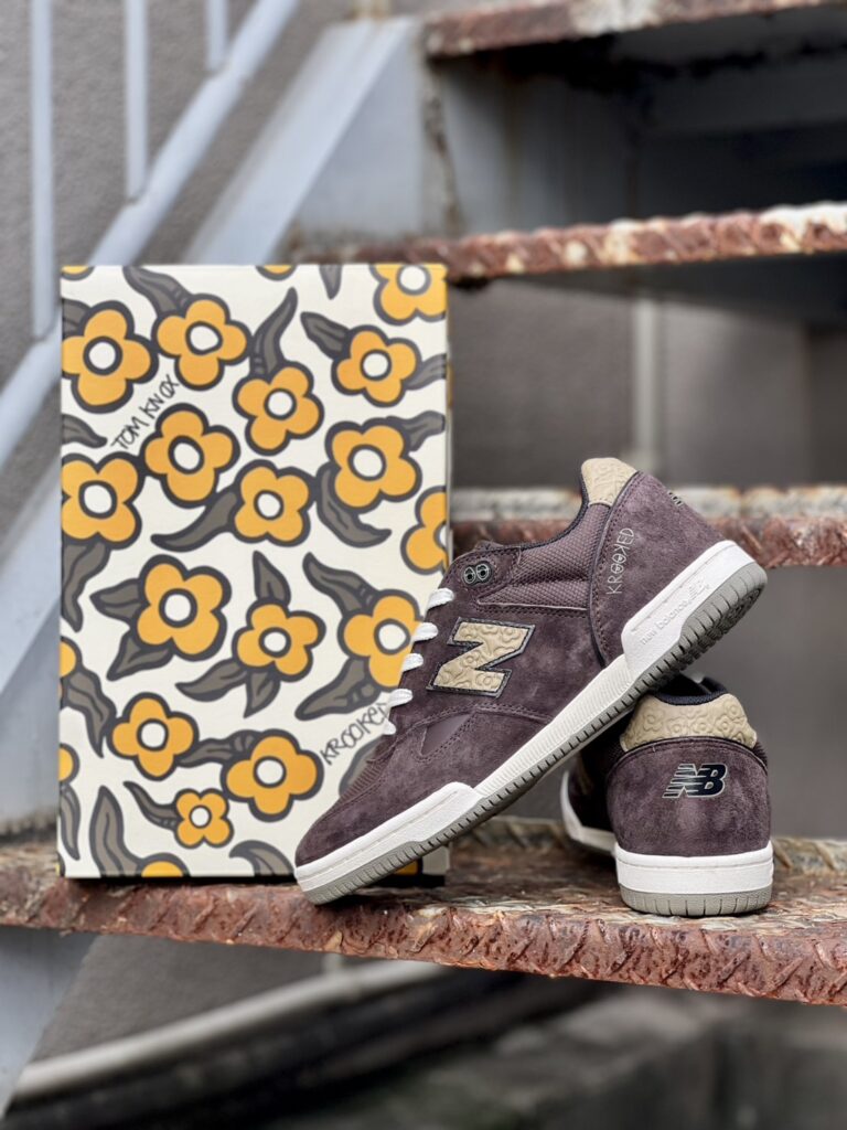 【2025年 12/6 発売】KROOKED SKATEBOARDS × New Balance Numeric NM600 KKD (クルキッド ニューバランス ヌメリック) [NM600KKD]
