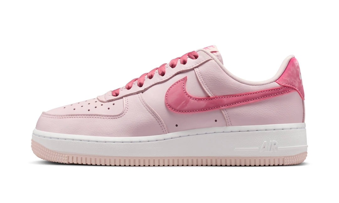 【2026年 1/14 発売予定】NIKE AIR FORCE 1 LOW “Valentine 2026/Pearl Pink” (ナイキ エア フォース 1 ロー “バレンタイン/パールピンク”) [IO8755-600]