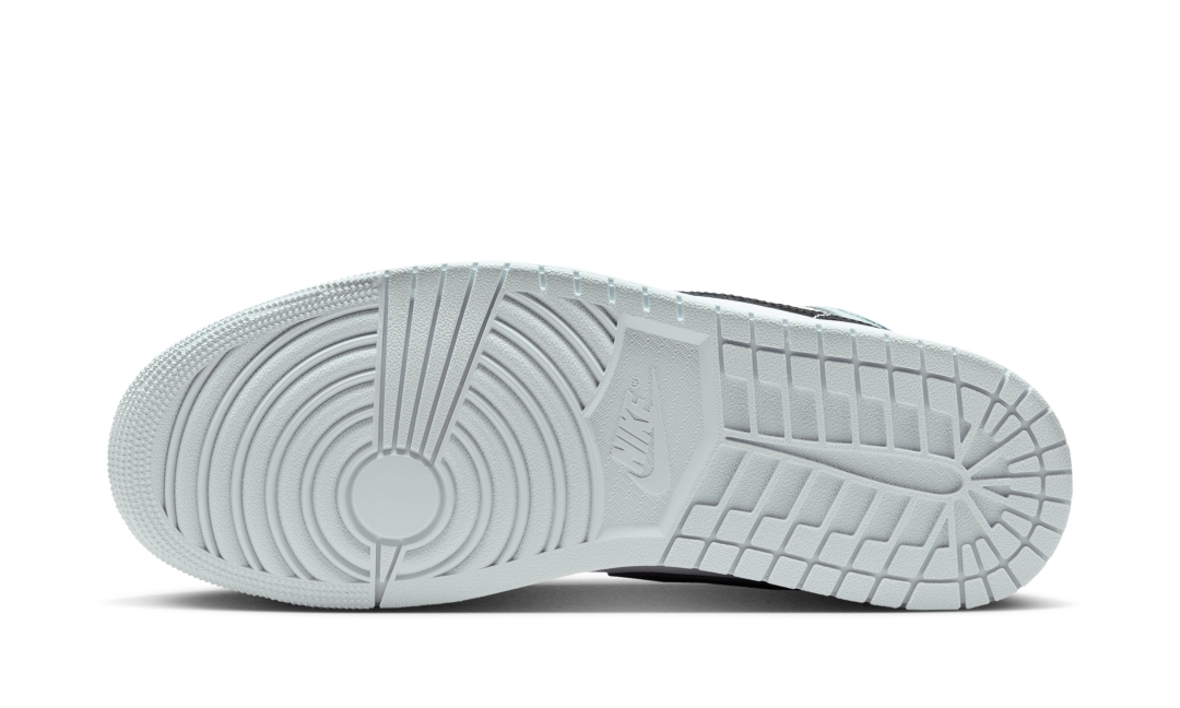 【2025年 12/27 発売】NIKE AIR JORDAN 1 MID “Black/Squadron Blue” (ナイキ エア ジョーダン 1 ミッド “ブラック/スクワドロンブルー”) [DQ8426-002]