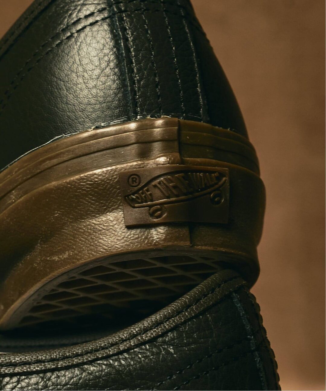 【417 EDIFICE EXCLUSIVE・2026年 4月中旬 発売】VANS AUTHENTIC 44 “ANTWERP FADE” (エディフィス バンズ オーセンティック) [VN000D9NEMV]