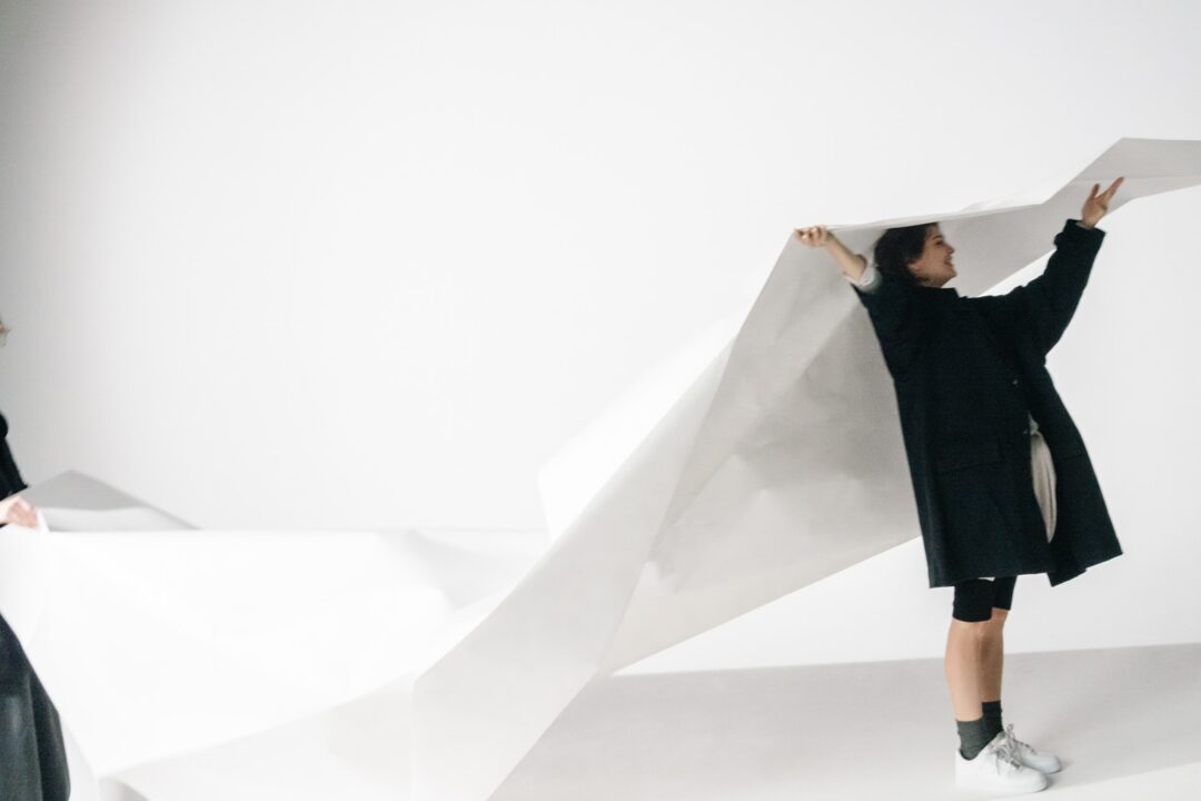 「SEE SEE/湯本弘通」クリエイティブディレクターに迎えた「dDdDdDd」カシミヤニット限定コレクションが2025年 12/19 発売 (デー ”+ one off day ”)