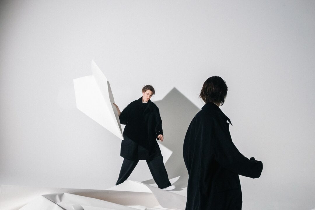 「SEE SEE/湯本弘通」クリエイティブディレクターに迎えた「dDdDdDd」カシミヤニット限定コレクションが2025年 12/19 発売 (デー ”+ one off day ”)