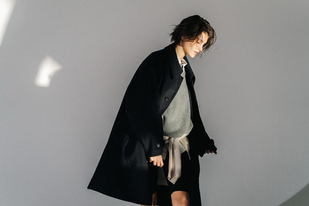 「SEE SEE/湯本弘通」クリエイティブディレクターに迎えた「dDdDdDd」カシミヤニット限定コレクションが2025年 12/19 発売 (デー ”+ one off day ”)