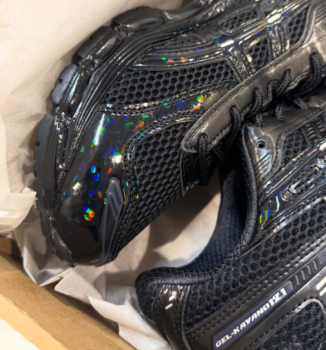 【2026年 1月 発売予定】atmos × ASICS GEL-KAYANO 12.1 “Raden” (アトモス アシックス ゲルカヤノ “螺鈿 ラデン”)