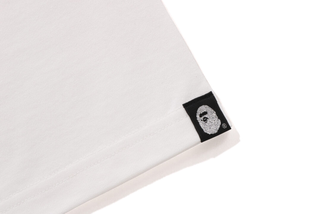 A BATHING APE × Swarovski 130周年を祝して両ブランドのパートナーシップを象徴する特別コラボレーションが2025年 12/6 発売 (ア ベイシング エイプ スワロフスキー)