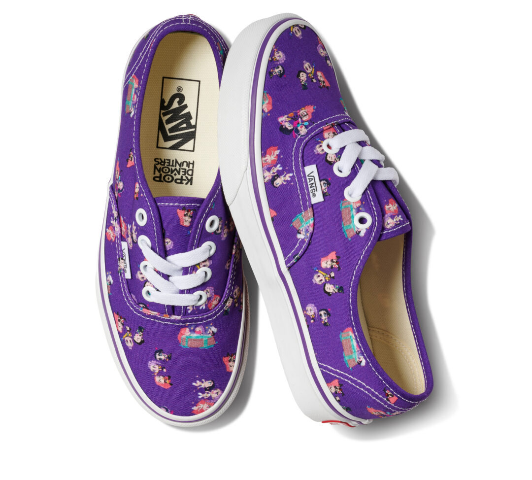VANS x KPOPガールズ! デーモン・ハンターズ コラボコレクションが2025年 12/9 発売 (バンズ K-Pop Demon Hunters)
