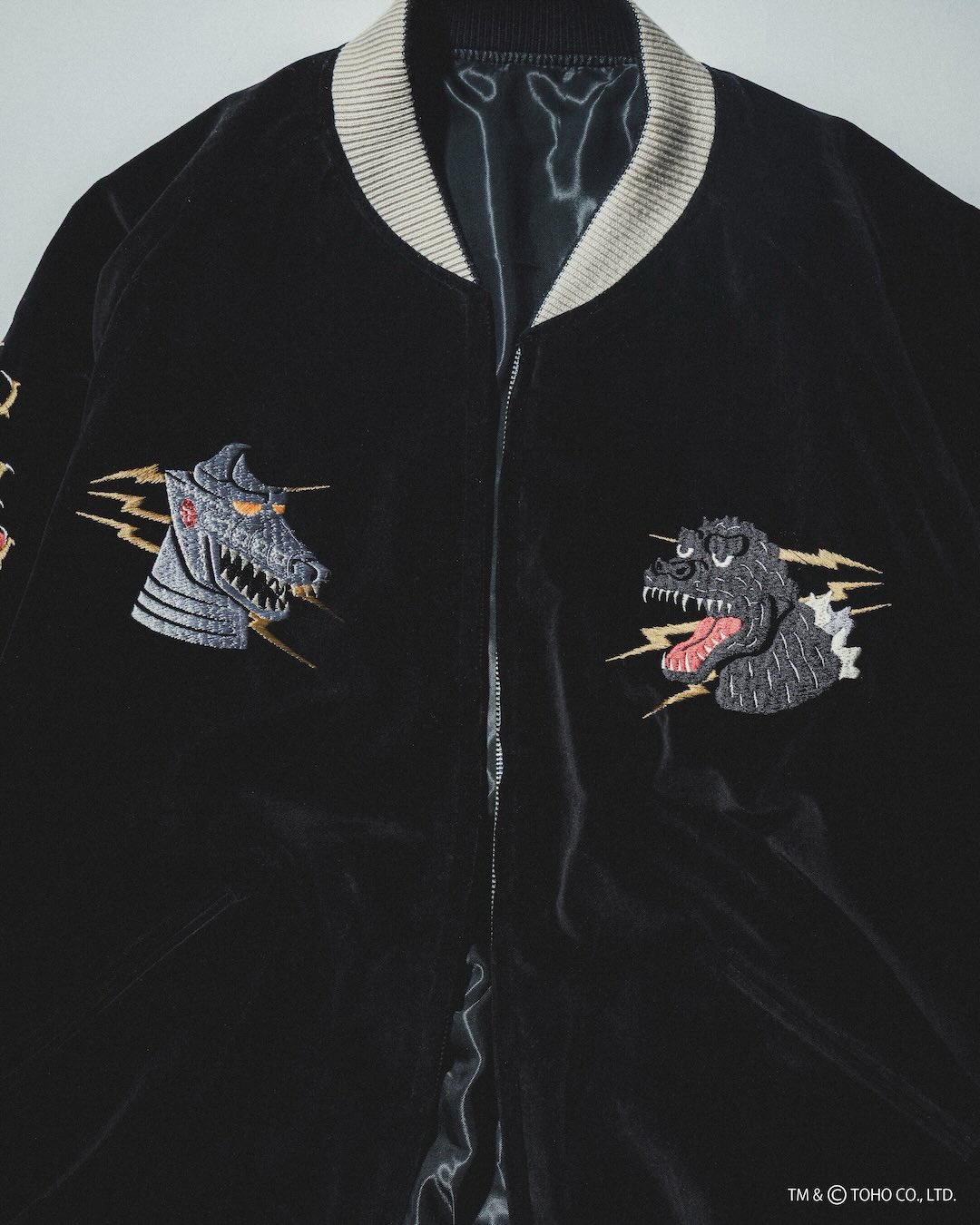 【2026年初売り】テーラー東洋 × BEAMS JAPAN コラボ “ゴジラ刺繍スカジャン”が1/2 から発売 (TAILOR TOYO ビームス)
