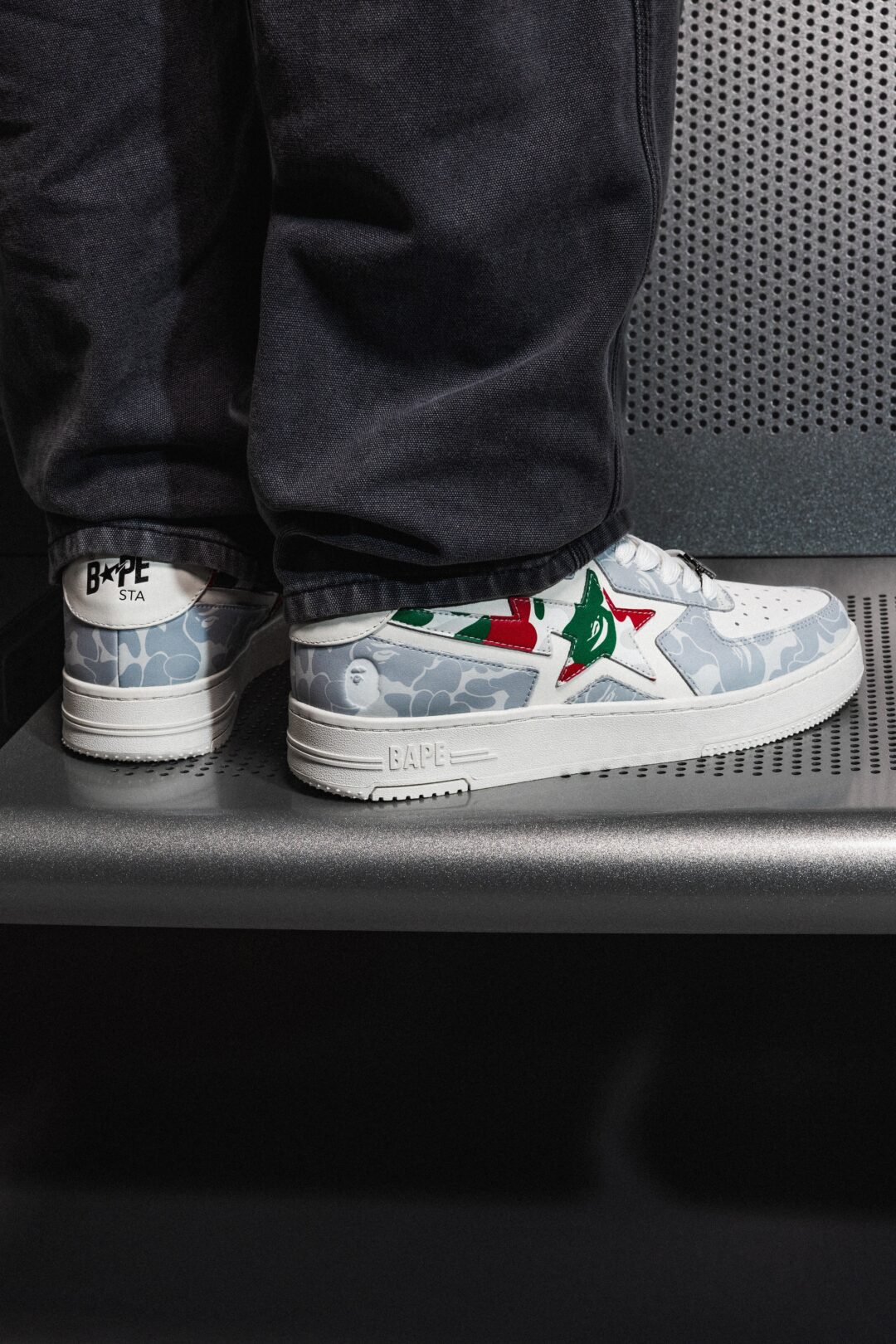 A BATHING APE x PAGANI 2025 FW コラボコレクションが12/22 発売 (ア ベイシング エイプ パガーニ)