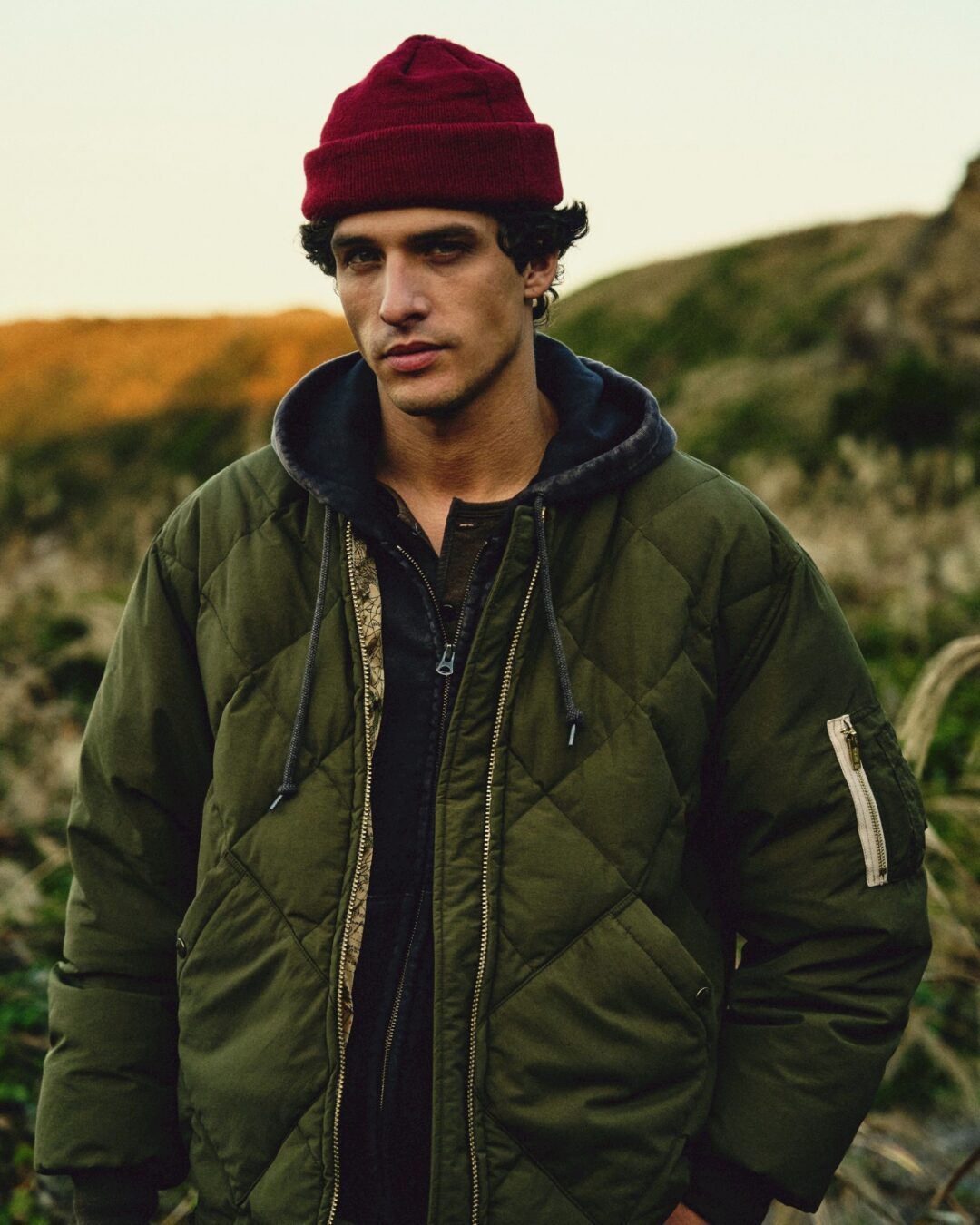 AVIREX × Eddie Bauer スペシャルエディションが2025年12/13 発売 (アヴィレックス エディー・バウアー)