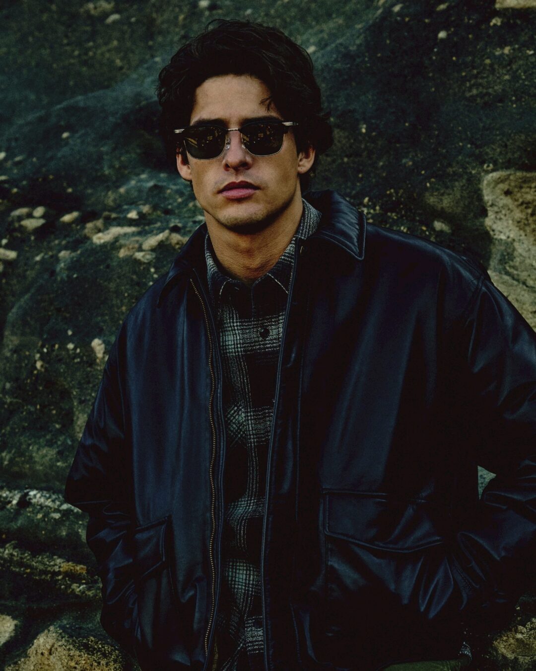 AVIREX × Eddie Bauer スペシャルエディションが2025年12/13 発売 (アヴィレックス エディー・バウアー)