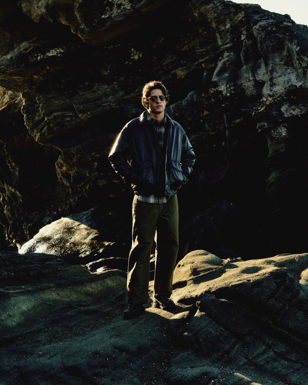 AVIREX × Eddie Bauer スペシャルエディションが2025年12/13 発売 (アヴィレックス エディー・バウアー)