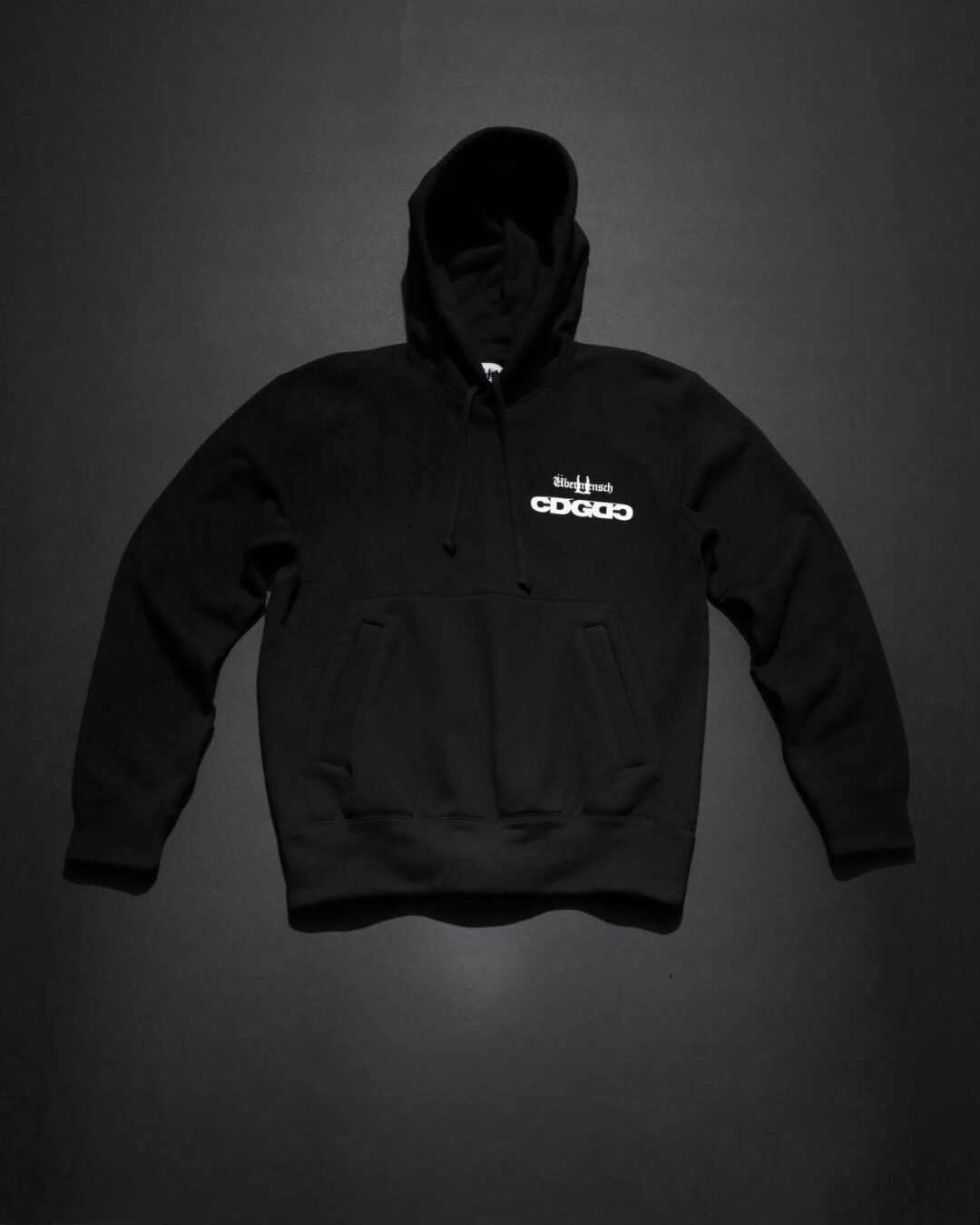 CDG × G-DRAGON コラボが2025年 12/24 発売予定 (シーディージー COMME des GARCONS コム デ ギャルソン ジードラゴン BIGBANG)