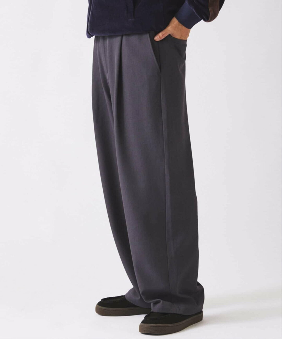 JOURNAL STANDARD relume 2026 SS “バルジ ツイル 1タック レイジー スラックス”が発売 (ジャーナルスタンダード)