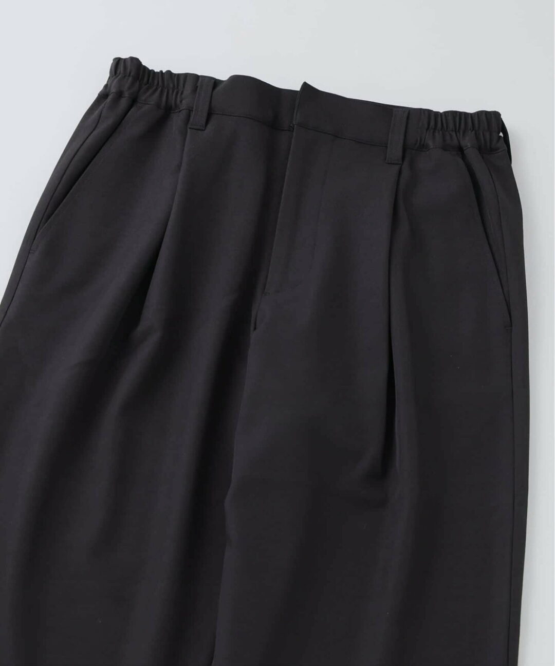 JOURNAL STANDARD relume 2026 SS “バルジ ツイル 1タック レイジー スラックス”が発売 (ジャーナルスタンダード)