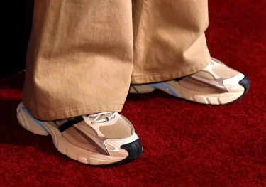 Pharrell Williams x adidas Originals JELLYFISH “Tan/Blue” (ファレル・ウィリアムス アディダス オリジナルス ジェリーフィッシュ)