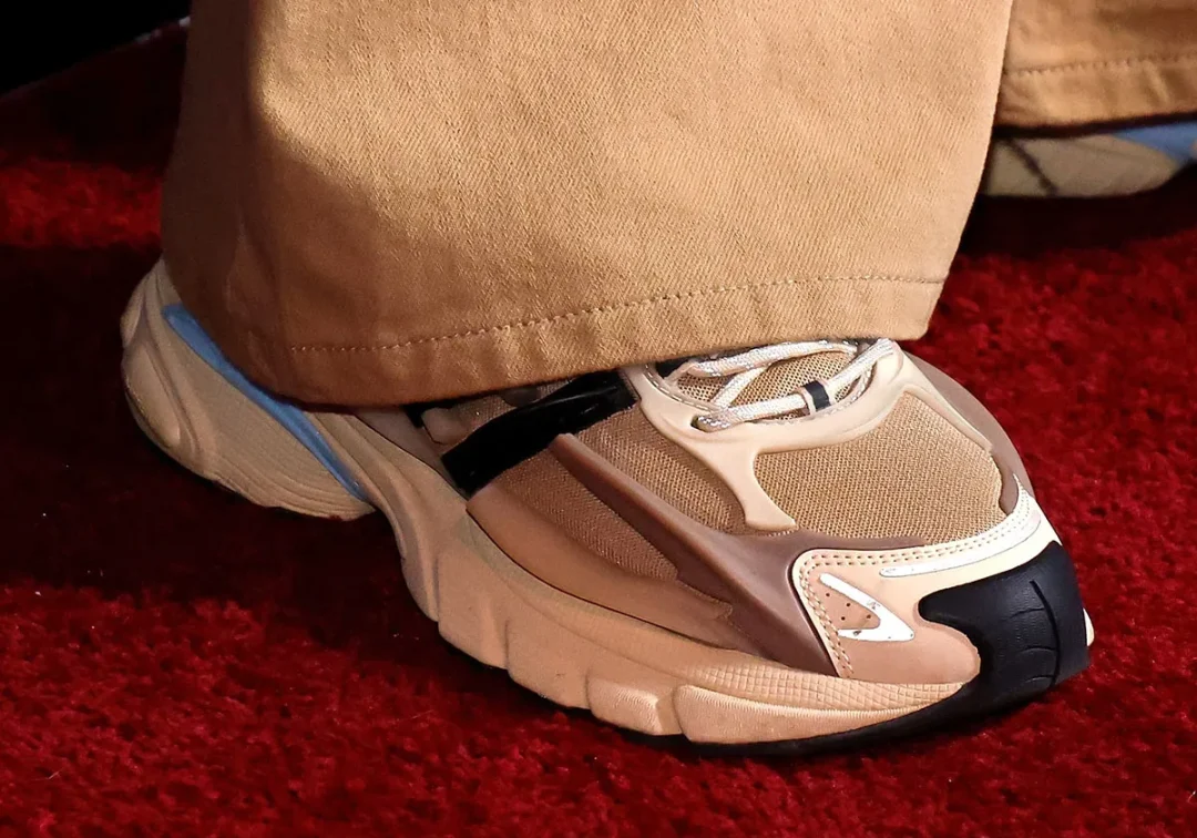 Pharrell Williams x adidas Originals JELLYFISH “Tan/Blue” (ファレル・ウィリアムス アディダス オリジナルス ジェリーフィッシュ)