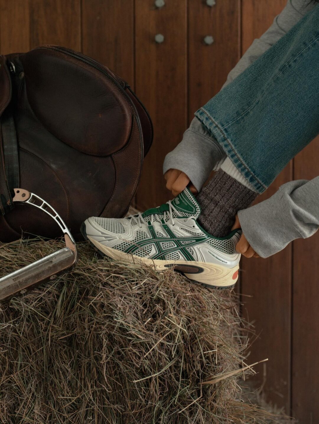 【2025年 12/20 発売】Monday Sleeping Club × ASICS GEL-KAHANA TR NEXUS (マンデー スリーピング クラブ アシックス ゲルカハナ ネクサス)