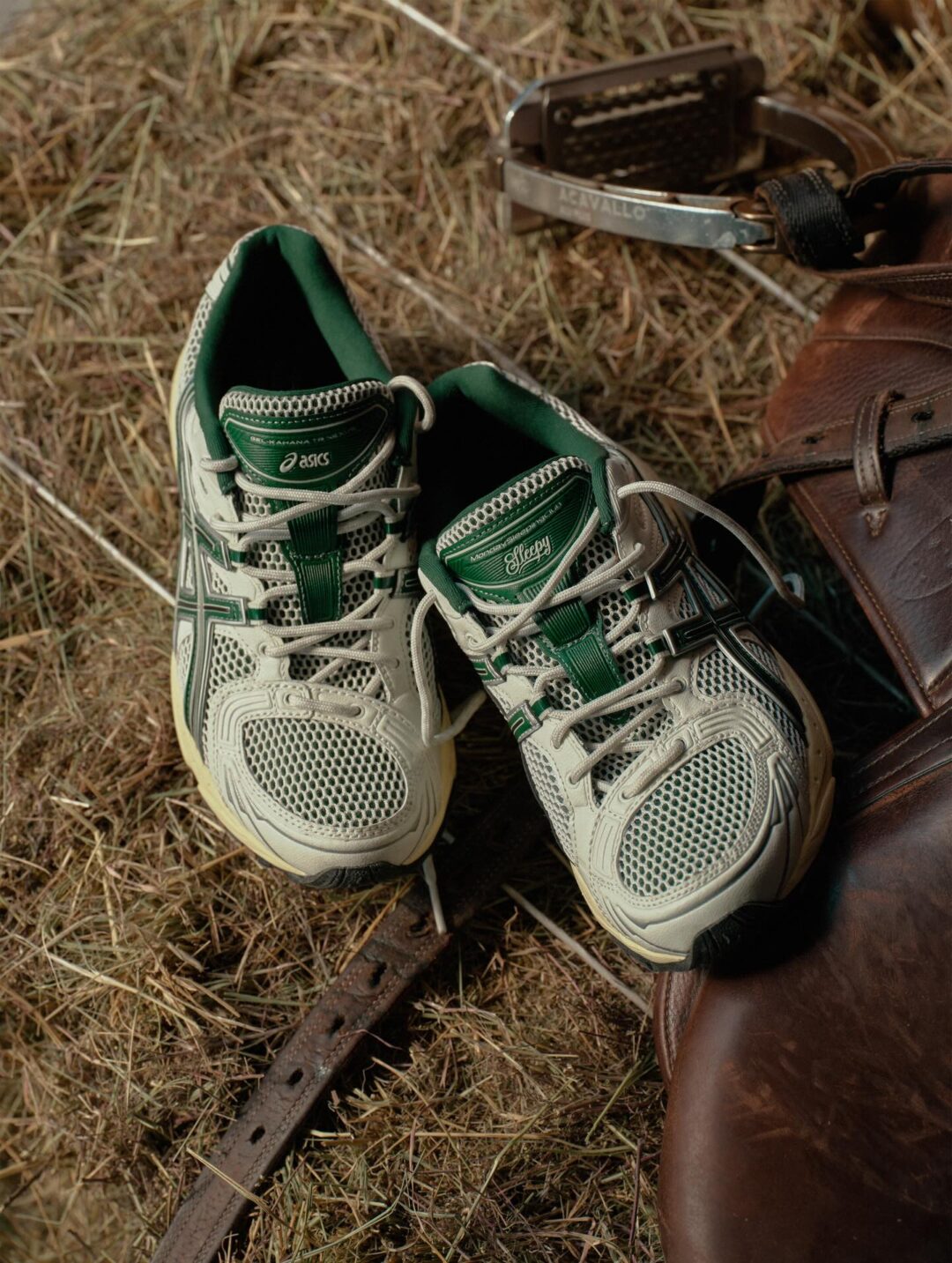 【2025年 12/20 発売】Monday Sleeping Club × ASICS GEL-KAHANA TR NEXUS (マンデー スリーピング クラブ アシックス ゲルカハナ ネクサス)