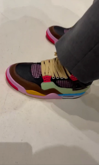 【2026年 9/25 発売予定】J Balvin x NIKE AIR JORDAN 4 RETRO OG SP “Lemonade” (J.バルヴィン ナイキ エア ジョーダン レトロ “レモネード”) [IW2872-700]
