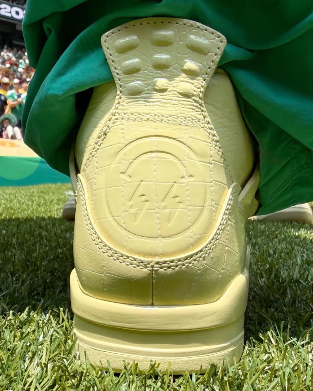 【2026年 9/25 発売予定】J Balvin x NIKE AIR JORDAN 4 RETRO OG SP “Lemonade” (J.バルヴィン ナイキ エア ジョーダン レトロ "レモネード") [IW2872-700]