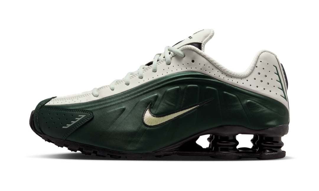 【2025年 12/1 発売】NIKE SHOX R4 “Black Spruce/Spruce Aura” (ナイキ ショックス “ブラックスプルース/スプルースオーラ”) [HQ1988-300]