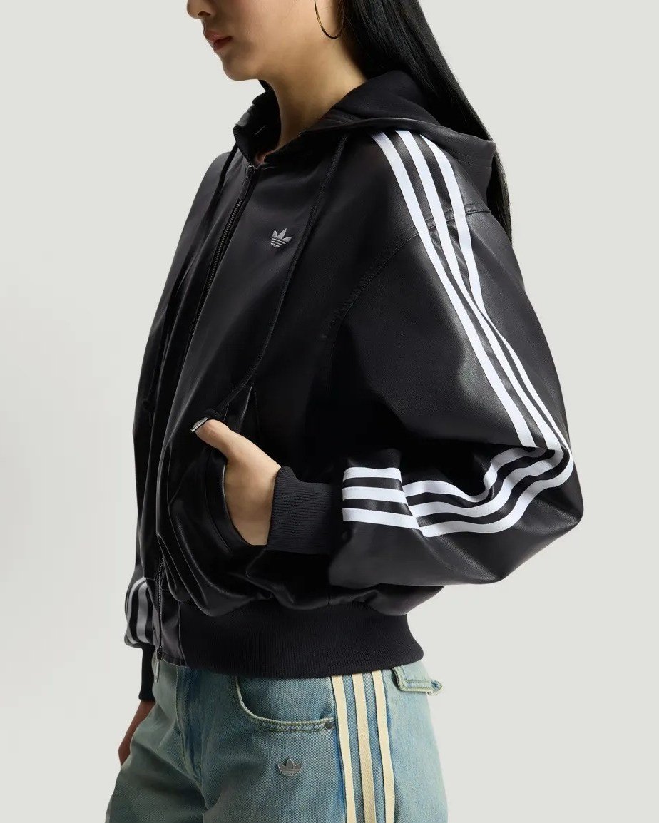adidas Originals Hooded Leather Jacket Pad “Black”が海外発売 (アディダス オリジナルス フーディ レザー ジャケット “ブラック”) [KU6857]