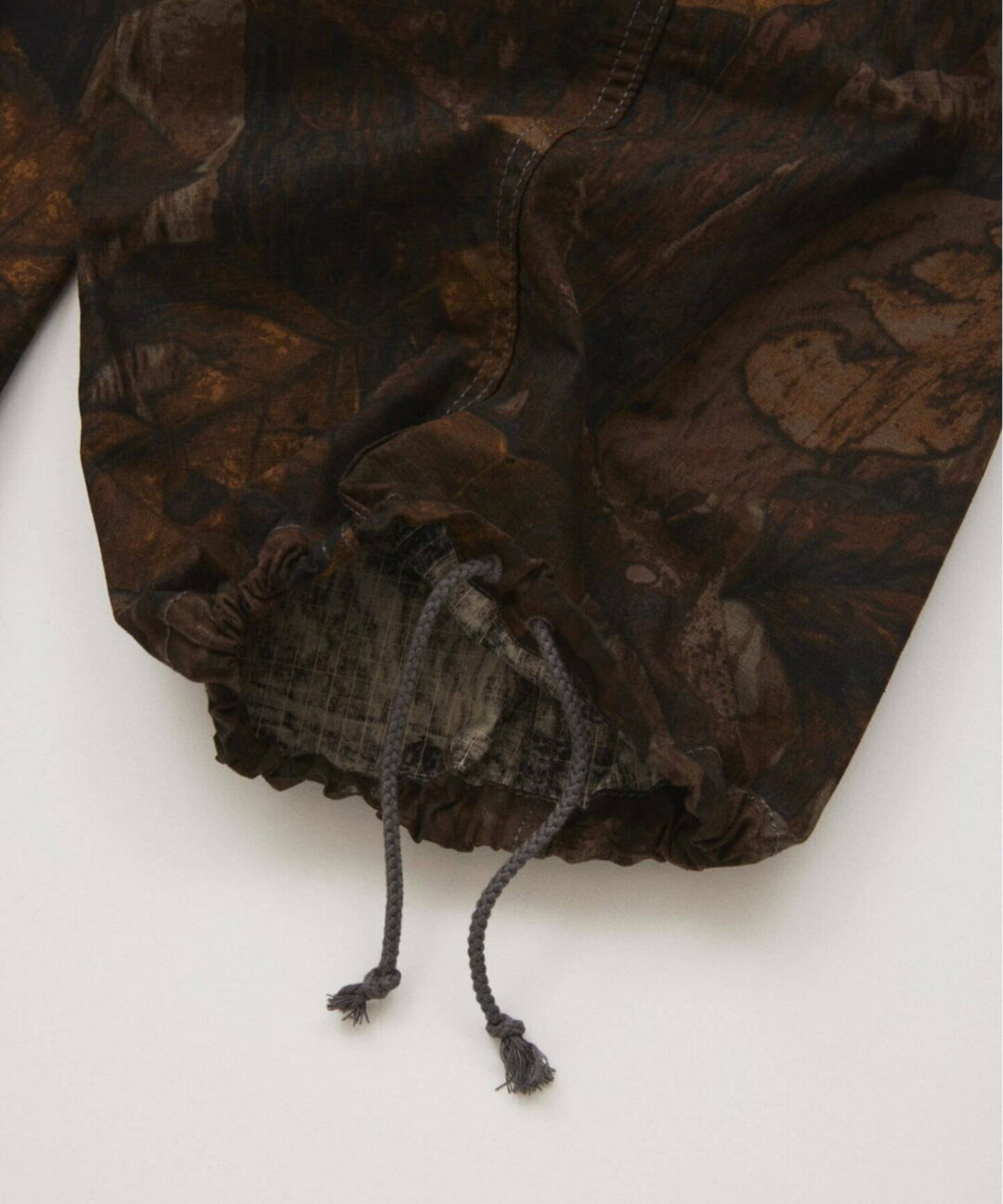 JOURNAL STANDARD “3D ミリタリー ジャングル ファティーグ 6ポケット カモ柄 パンツ”が2026年 1月中旬 発売 (ジャーナルスタンダード)