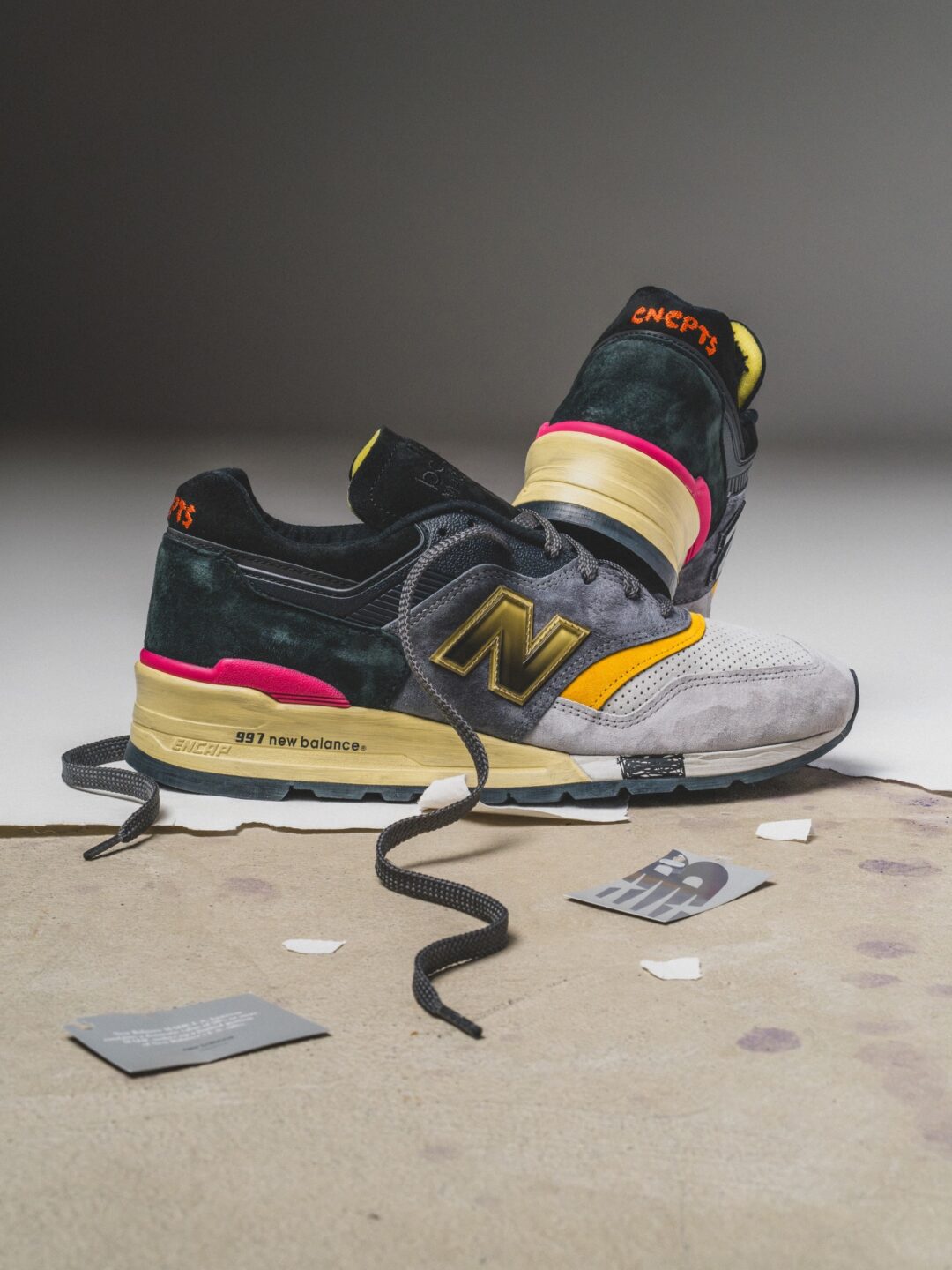 【2025年 12/17 発売】Concepts × New Balance U997 CNP “Montage” (コンセプツ ニューバランス “モンタージュ”) [U997CNP]