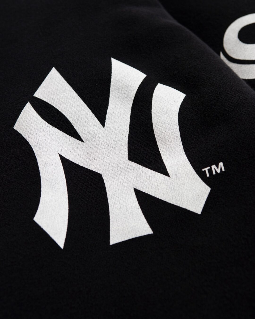 Ron Herman for MLB “Damaged Sweat Pullover 1.1″が2026年 1/1 発売 (ロンハーマン エムエルビー)