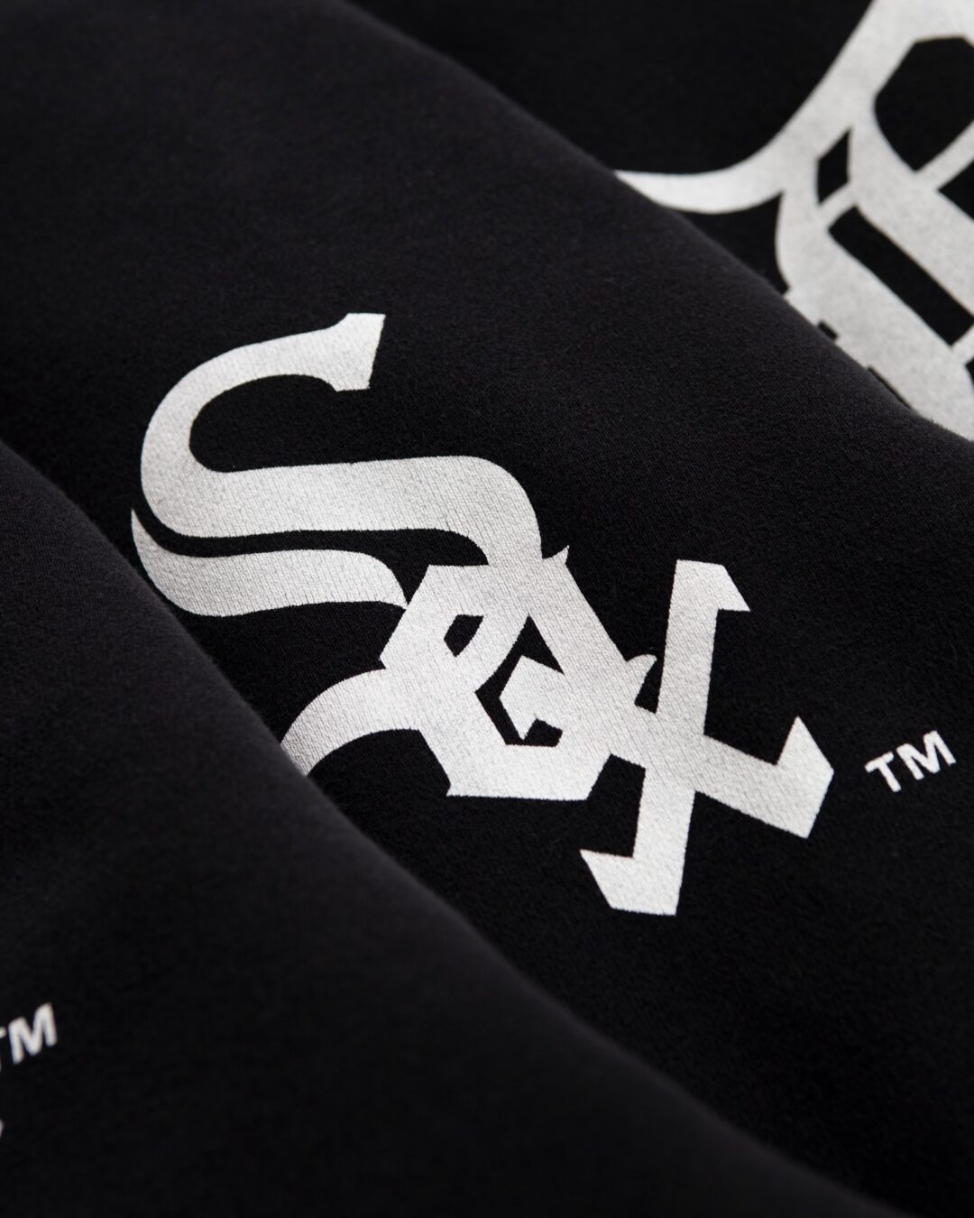 Ron Herman for MLB “Damaged Sweat Pullover 1.1″が2026年 1/1 発売 (ロンハーマン エムエルビー)