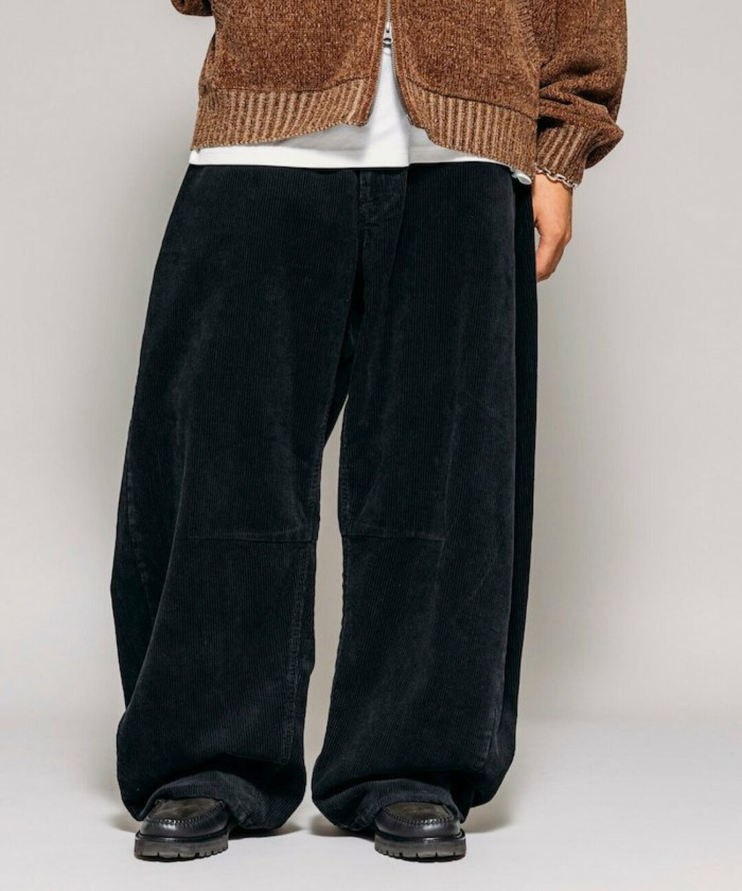 FREAK’S STORE 2025 FW “ワイドシルエット ワンウォッシュ カーブ コーデュロイパンツ”が2026年 1月下旬 発売 (フリークスストア)