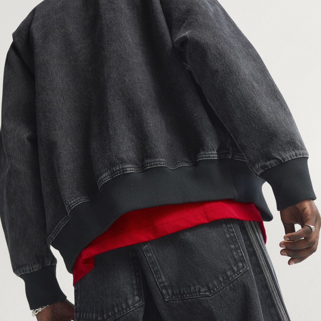 アディダスからデニム素材を使用した新作”トラックトップ・パンツ・ペンシルスカート・ショーツ”が2025年 12/11 発売 (adidas Denim track top pants shorts)