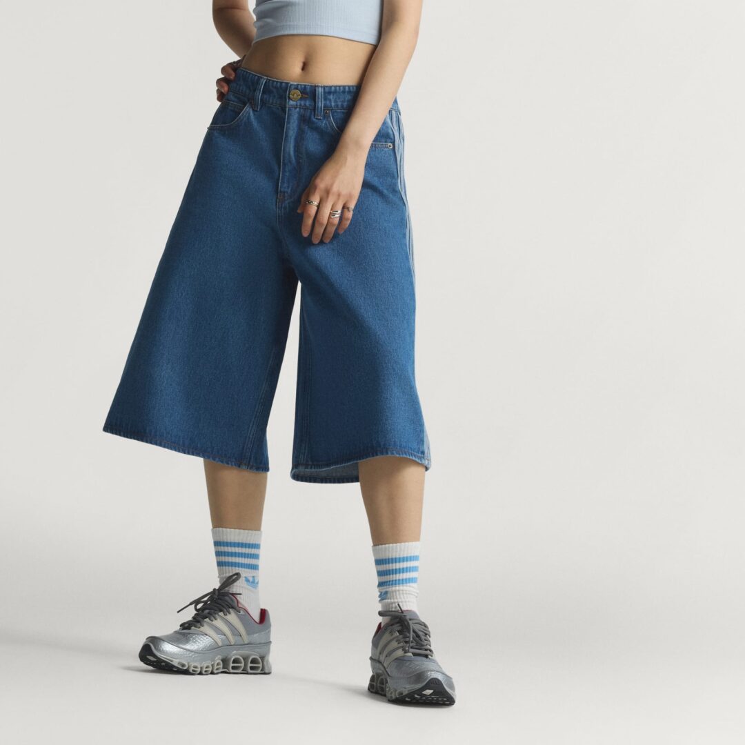 アディダスからデニム素材を使用した新作”トラックトップ・パンツ・ペンシルスカート・ショーツ”が2025年 12/11 発売 (adidas Denim track top pants shorts)