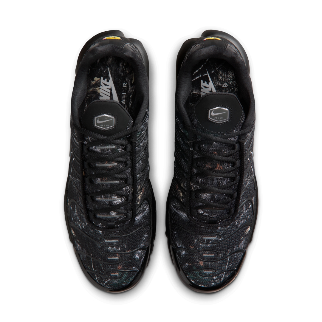 【2025年 12/19 発売】NIKE AIR MAX PLUS “Black” (ナイキ エア マックス プラス “ブラック”) [IQ0301-070]