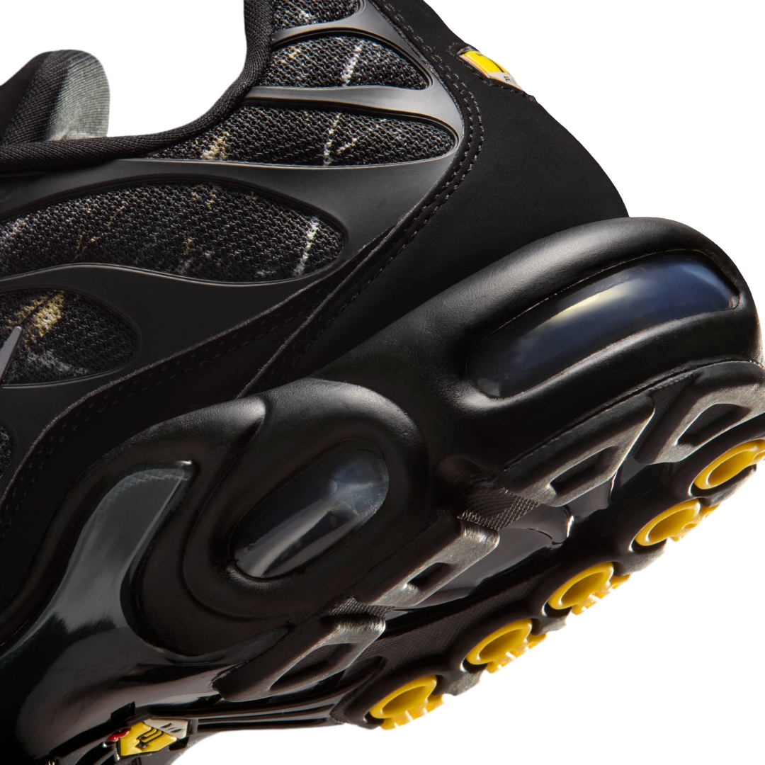 【2025年 12/19 発売】NIKE AIR MAX PLUS “Black” (ナイキ エア マックス プラス “ブラック”) [IQ0301-070]