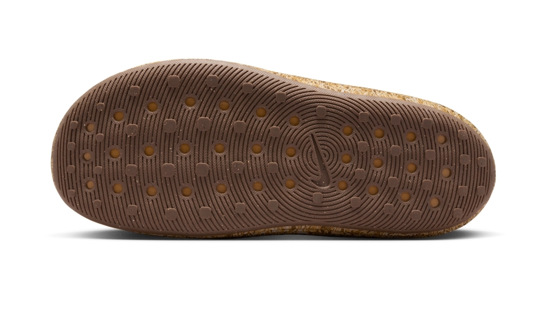 【2025年 12/19 発売予定】.SWOOSH × NIKE REACTX REJUVEN8 SLIDE QS “Touch Grass Pack” (ドットスウッシュ ナイキ リアクト リジュビネイト “タッチグラスパック”) [IO9763-300/IR0860-700]