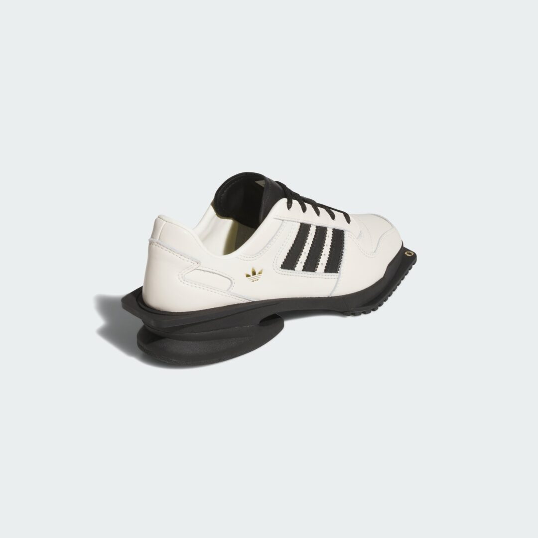 【2025年 12/19 発売】adidas Originals W FORUM CUBISM SQ “Core Black/Cream White” (アディダス オリジナルス フォーラム キュビズム “ブラック/ホワイト”) [JP9073/JR9744]