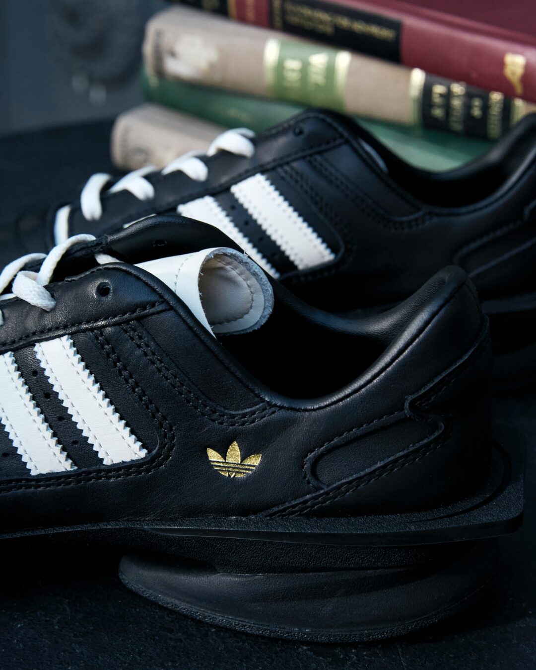 【2025年 12/19 発売】adidas Originals W FORUM CUBISM SQ “Core Black/Cream White” (アディダス オリジナルス フォーラム キュビズム “ブラック/ホワイト”) [JP9073/JR9744]