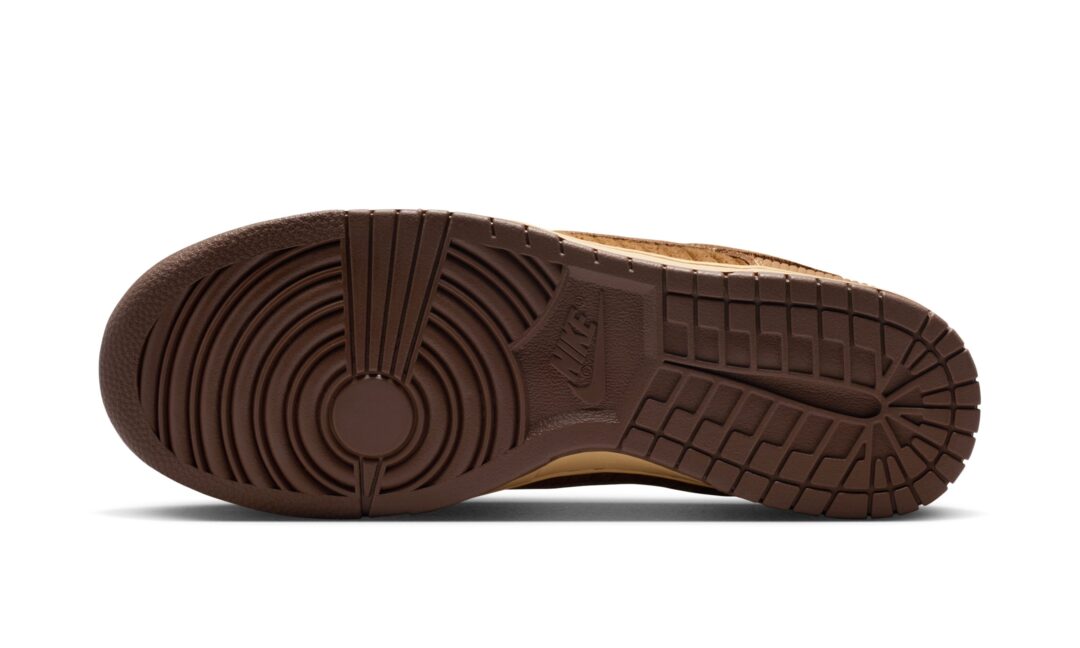 【2025年 発売】NIKE DUNK LOW “Light British Tan Corduroy” (ナイキ ダンク ロー “ライトブリティッシュタンコーデュロイ”) [IB7746-200]