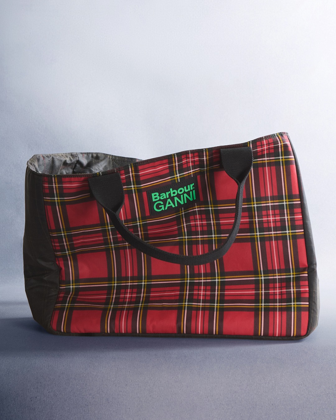 GANNI x Barbour コラボ第4弾が2025年 12/10 発売 (ガニー バブアー)