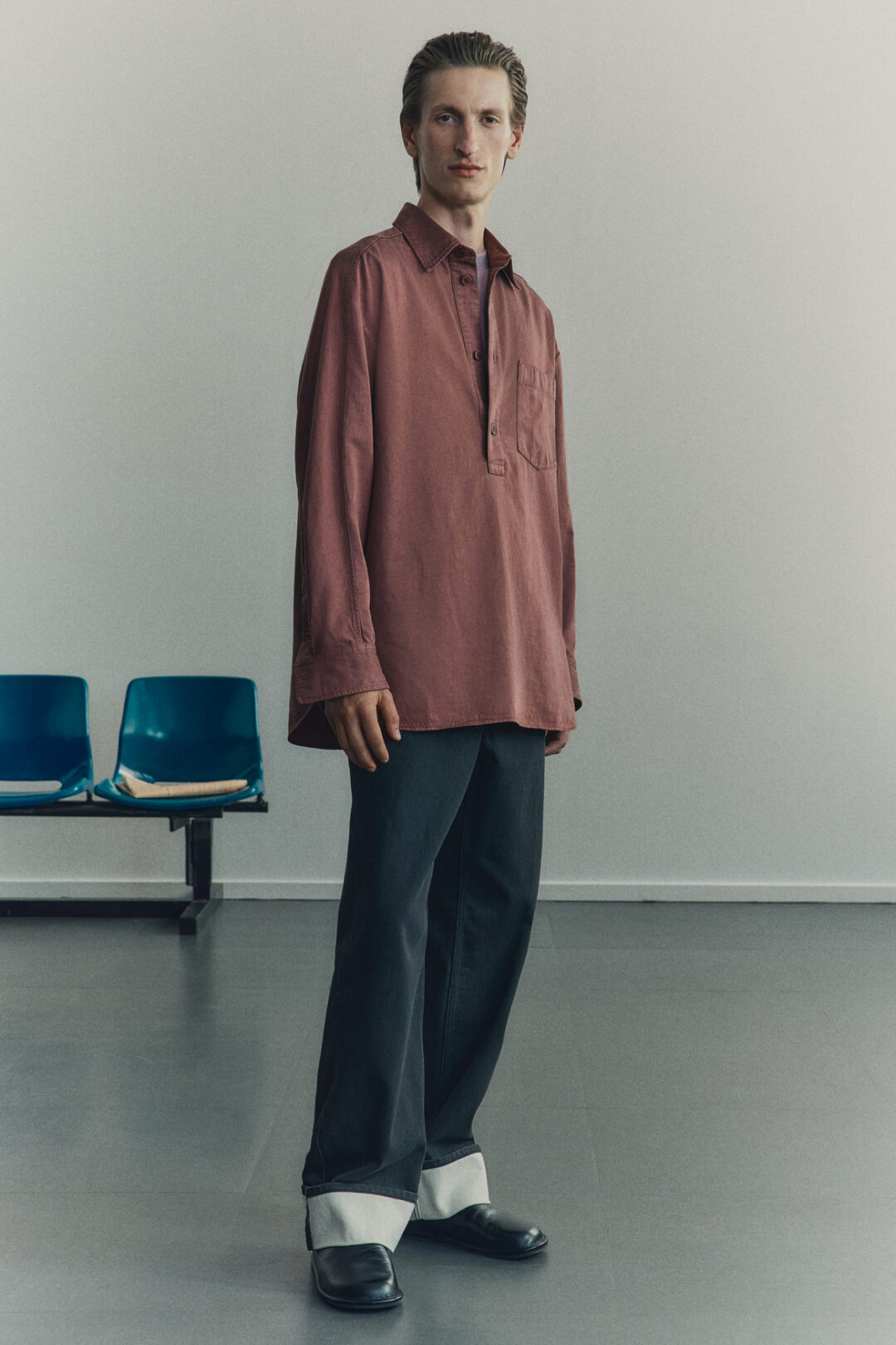 H&M ATELIERから、エッセンシャルを再解釈した冬のカプセルコレクションが2025年 12/11 発売 (エイチアンドエム)