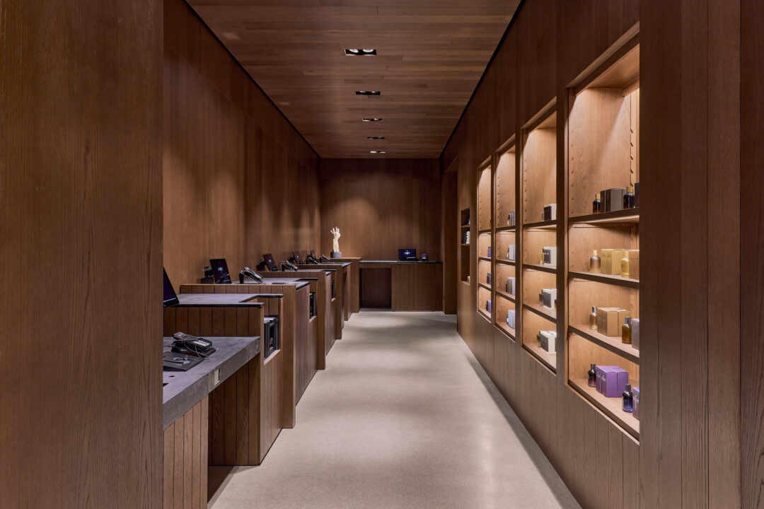 ZARA、日本初の「ZARA MAN 心斎橋」がオープン (ザラ)