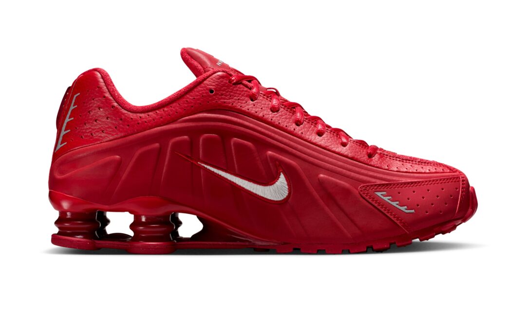 【2025年 12/18 発売】NIKE SHOX R4 “Red/White” (ナイキ ショックス “レッド/ホワイト”) [IQ0608-687]
