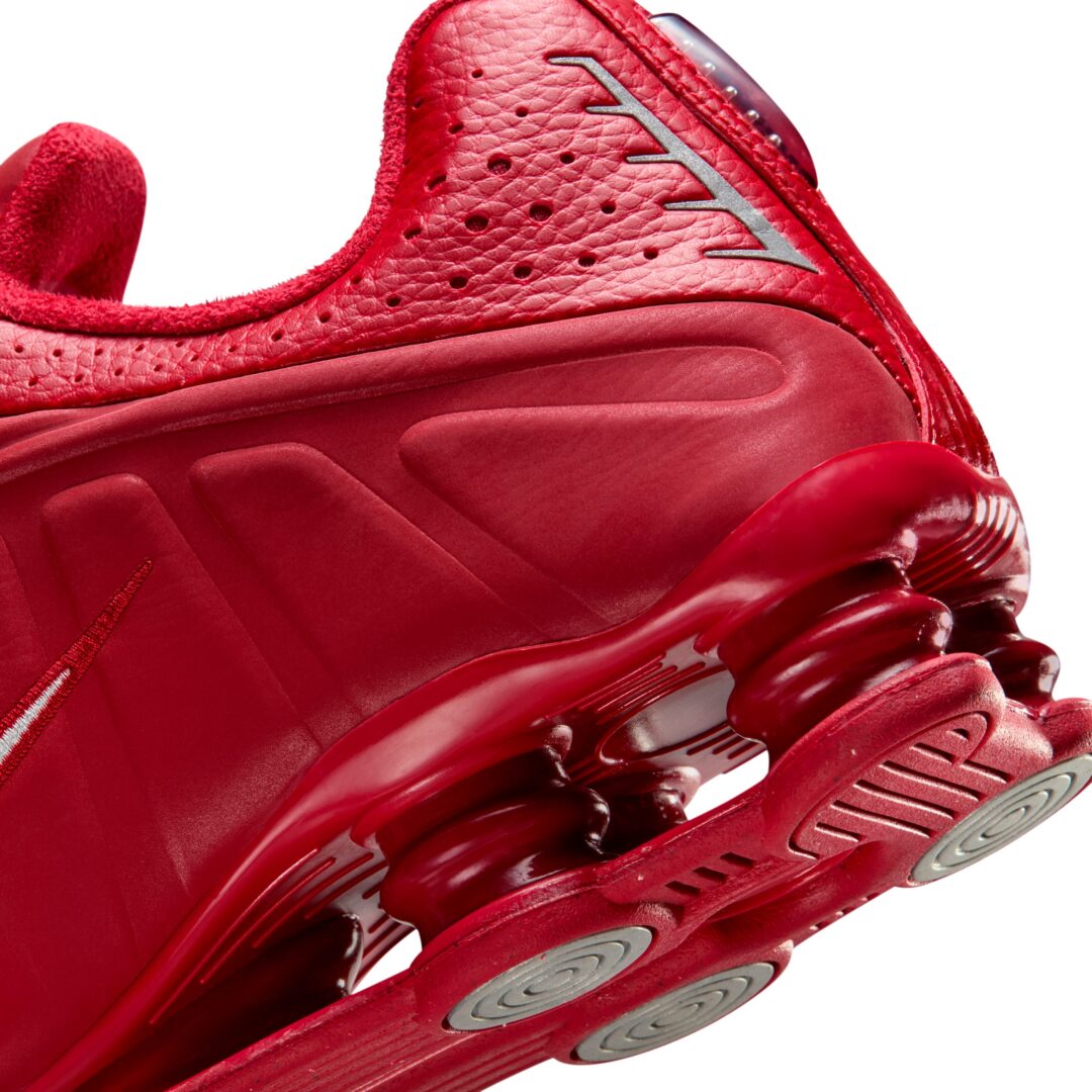 【2025年 12/18 発売】NIKE SHOX R4 “Red/White” (ナイキ ショックス “レッド/ホワイト”) [IQ0608-687]