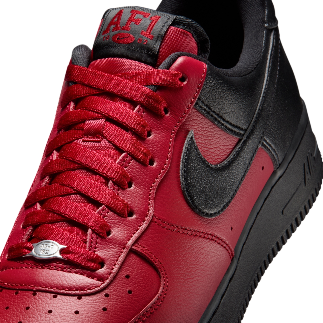 【国内発売】NIKE AIR FORCE 1 07 LOW “Mismatched/Obsidian/Gym Red” (ナイキ エア フォース 1 ロー “ミスマッチ/オブシディアン/ジムレッド”) [IB6847-400/IB6847-600]