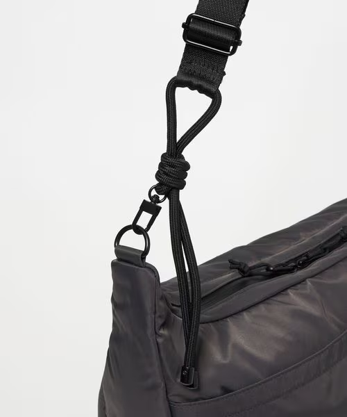 YAK PAK × monkey time “コード ショルダー バッグ”が2025年 12/4 発売 (ヤックパック モンキータイム)