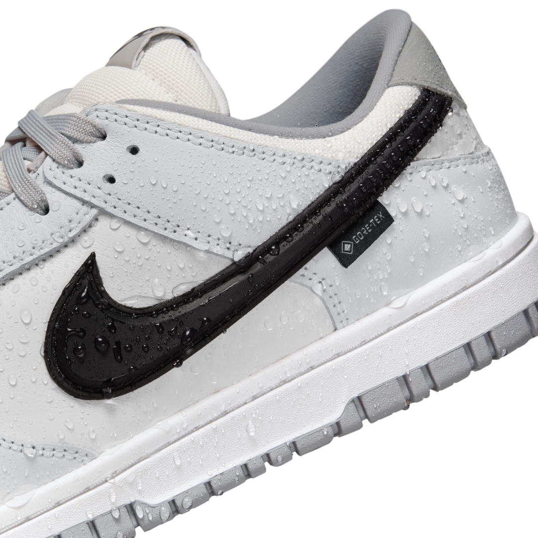 【2026年 春 発売予定】NIKE DUNK LOW GORE-TEX “White/Black” (ナイキ ダンク ロー ゴアテックス “ホワイト/ブラック”) [HQ2053-100]